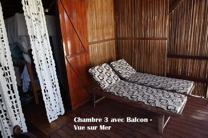 Chez Yolande Hotel Ampangorinana Exterior photo