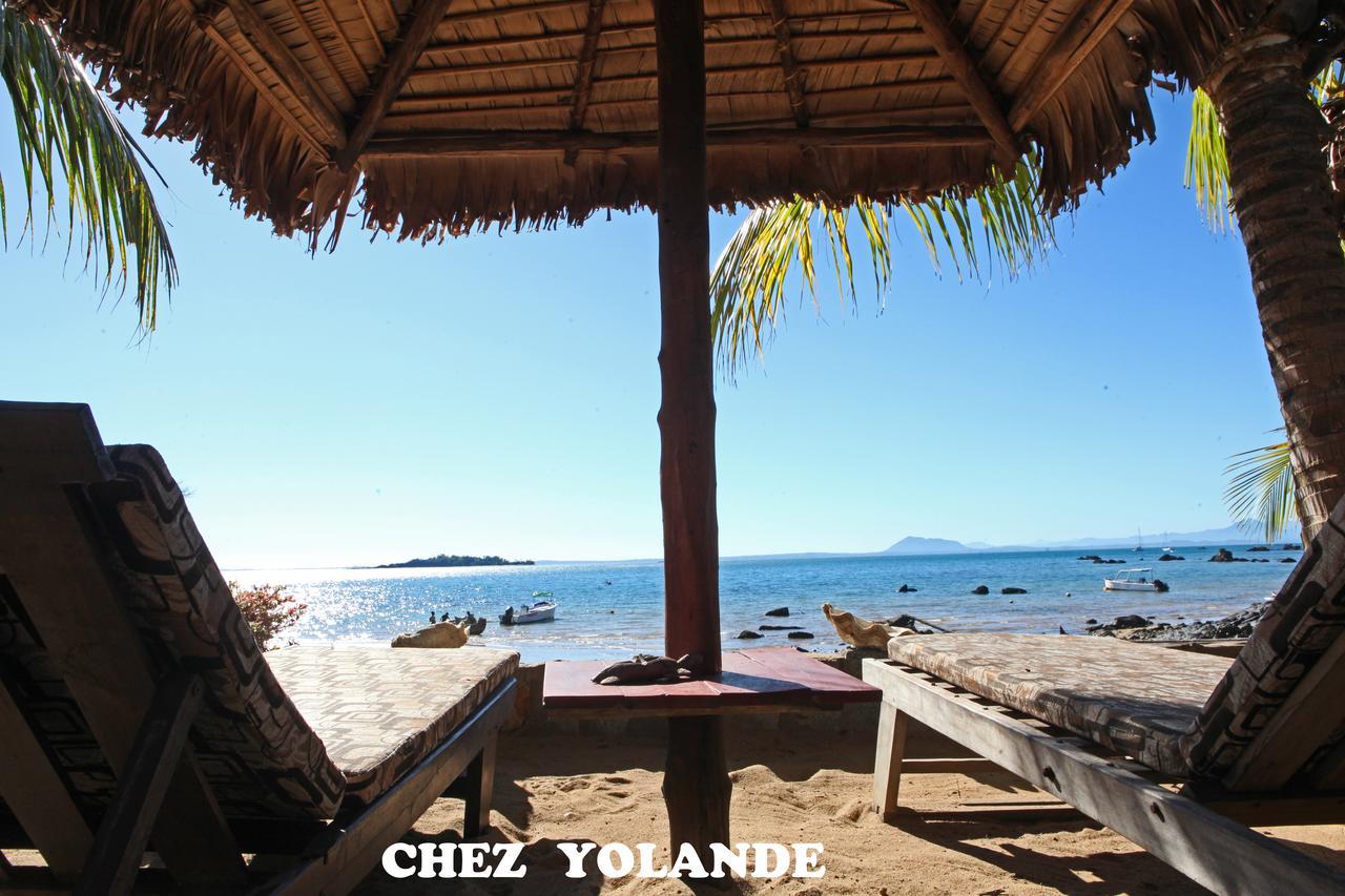 Chez Yolande Hotel Ampangorinana Exterior photo