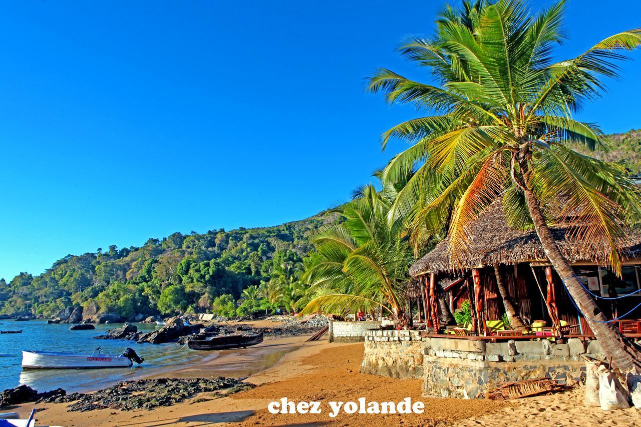 Chez Yolande Hotel Ampangorinana Exterior photo
